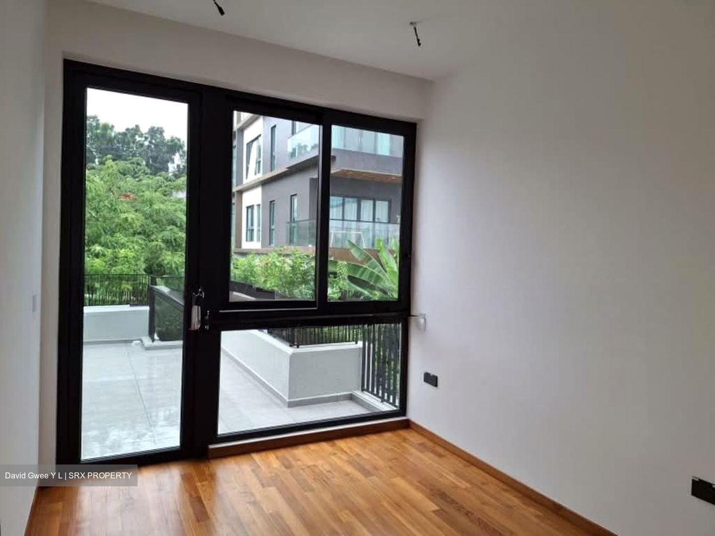 Henry Park (D10), Terrace #535350311